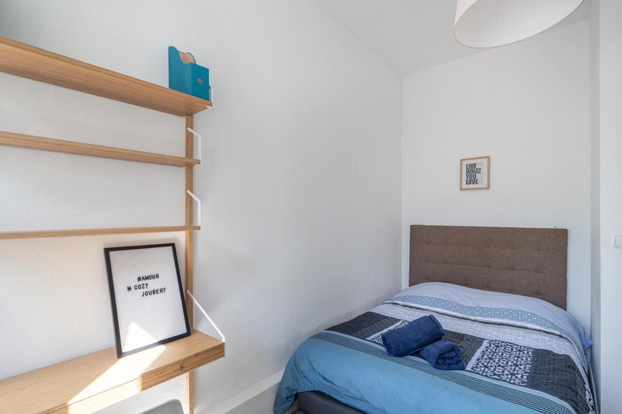 Superbe Appartement Dans Le Centre Historique ปัวติเยร์ ภายนอก รูปภาพ