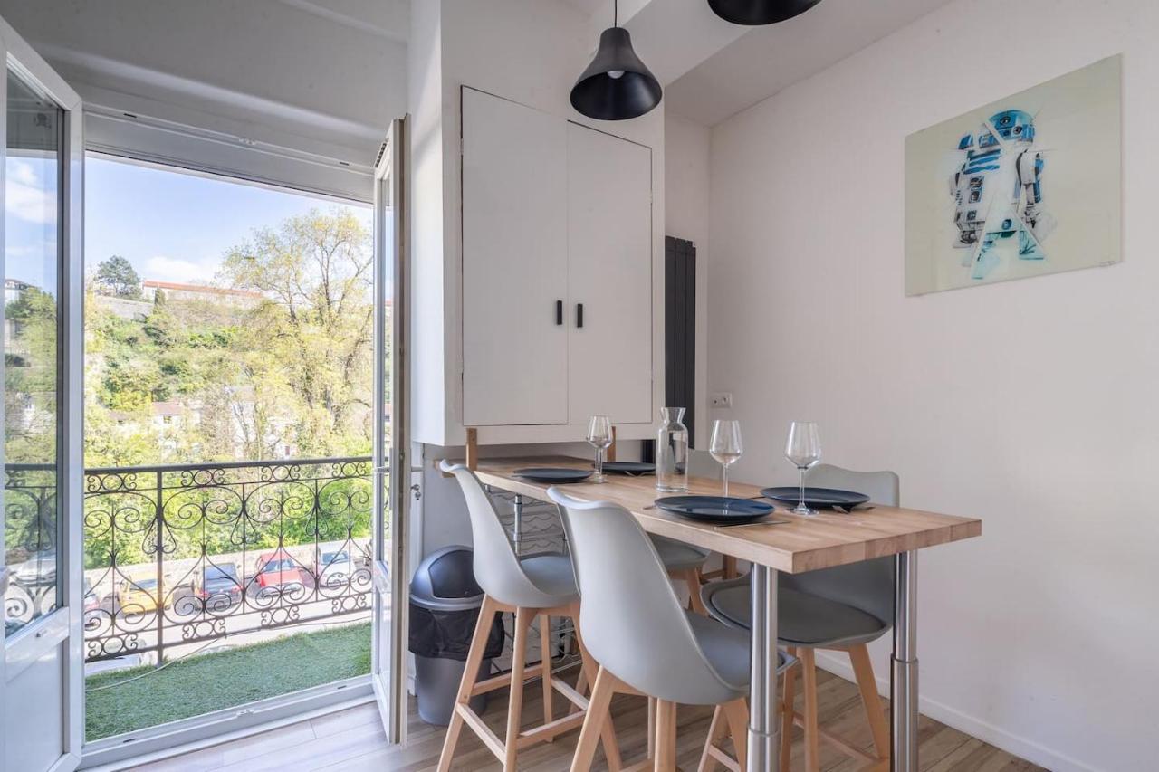 Superbe Appartement Dans Le Centre Historique ปัวติเยร์ ภายนอก รูปภาพ